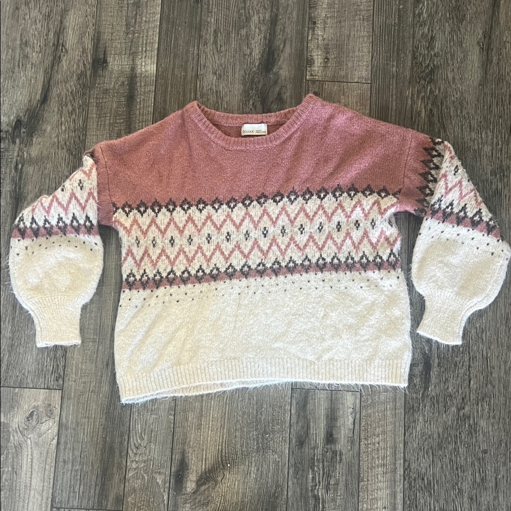 Chic Women's Ski Sweater